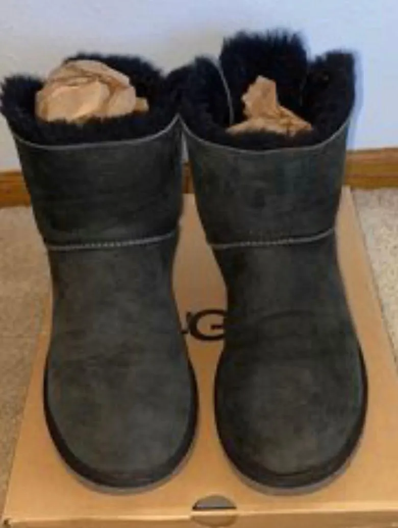 UGG Bailey Bow Tie s - Image 3