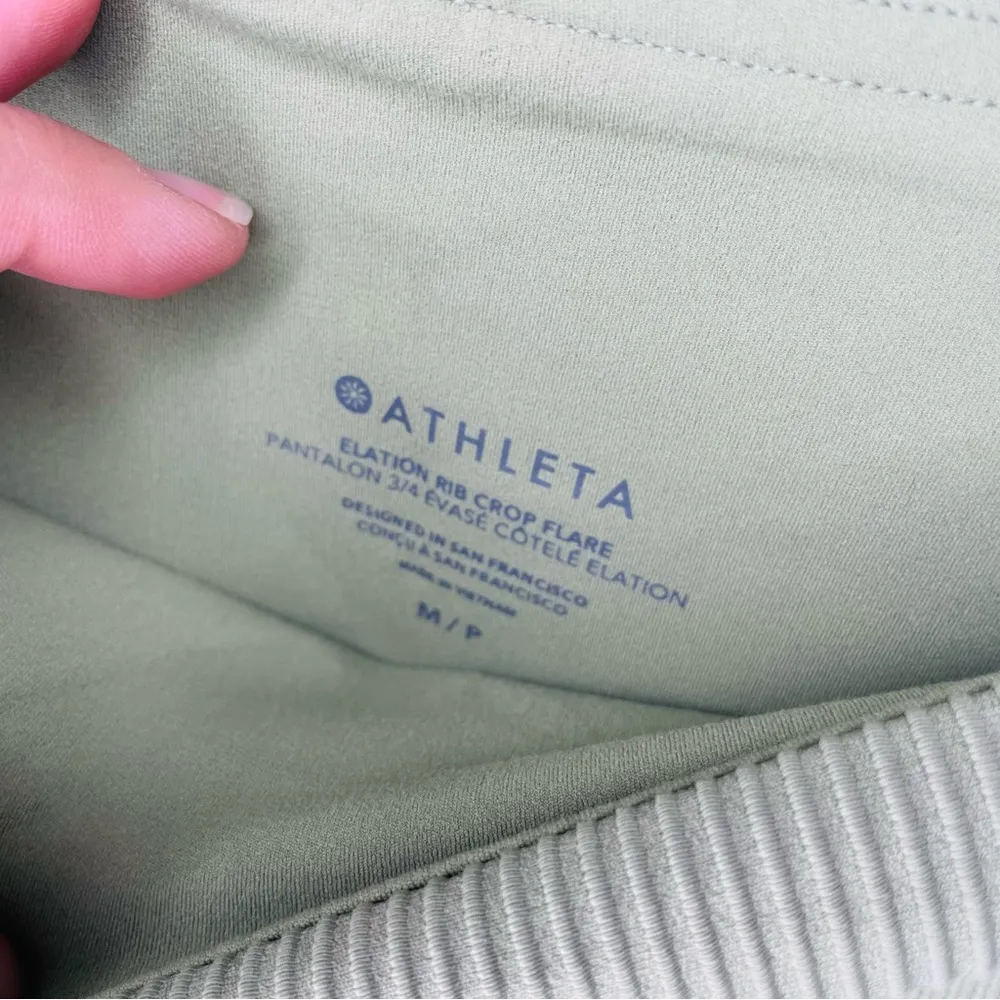 Athleta Elation Rib Crop Flare green work out cropped leggings size medium - Image 5