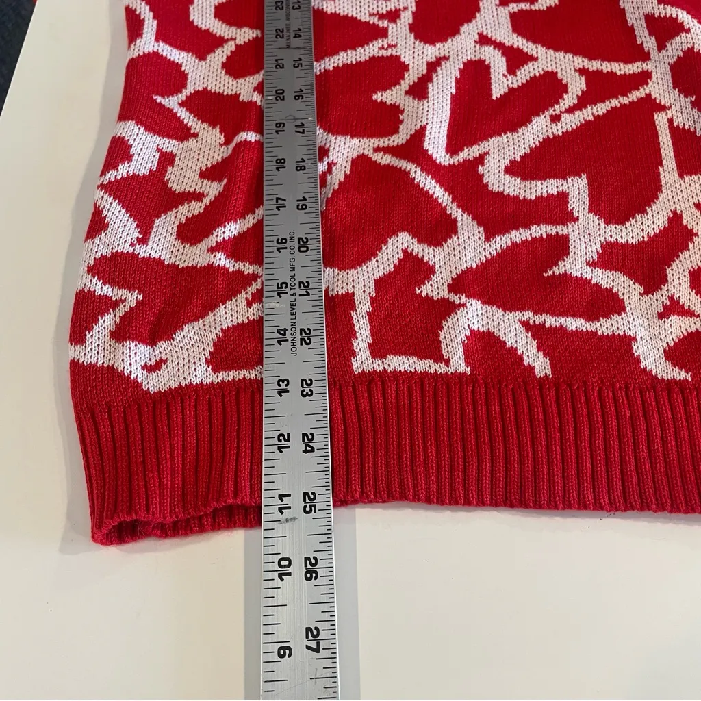 Madden NYC Women Sweater NWT Size XS Red White Heart Print Relaxed Fit V - Image 11