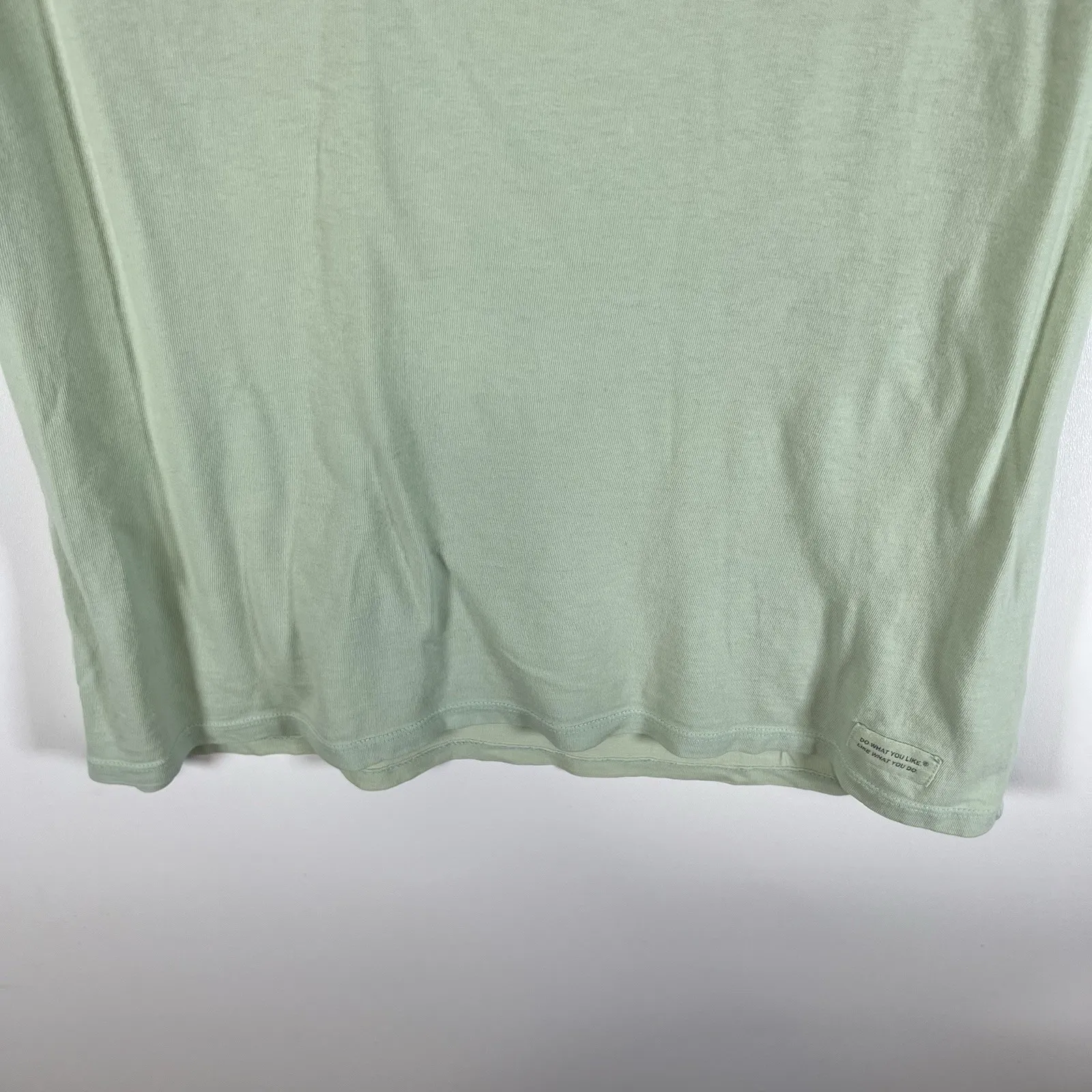 Life Is Good Shirt Womens M Green I Like It Here Beach Lounge Chair Classic‎ Fit - Image 3
