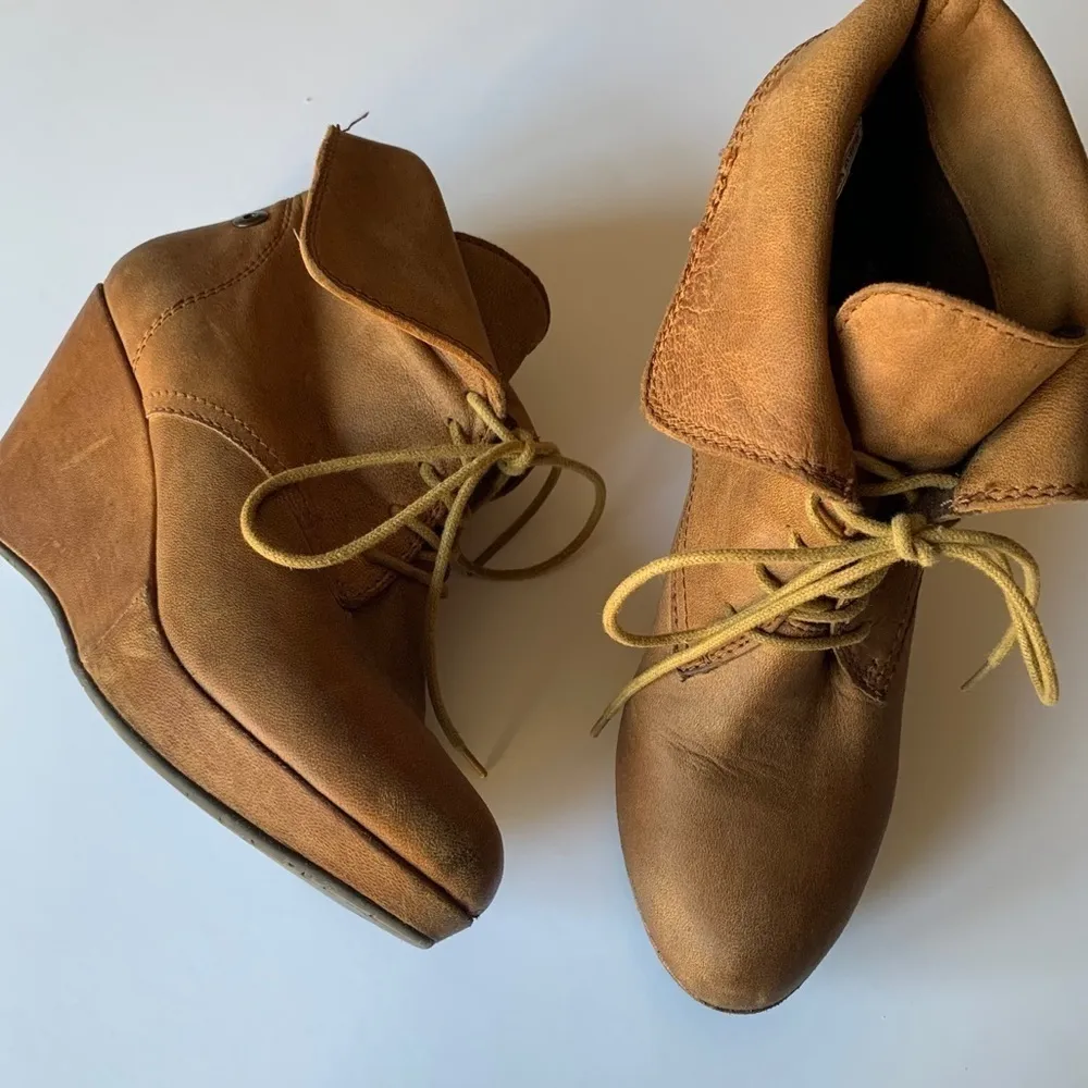 Steve Madden Maarkee Leather Lace Up Wedge Boots - Image 5