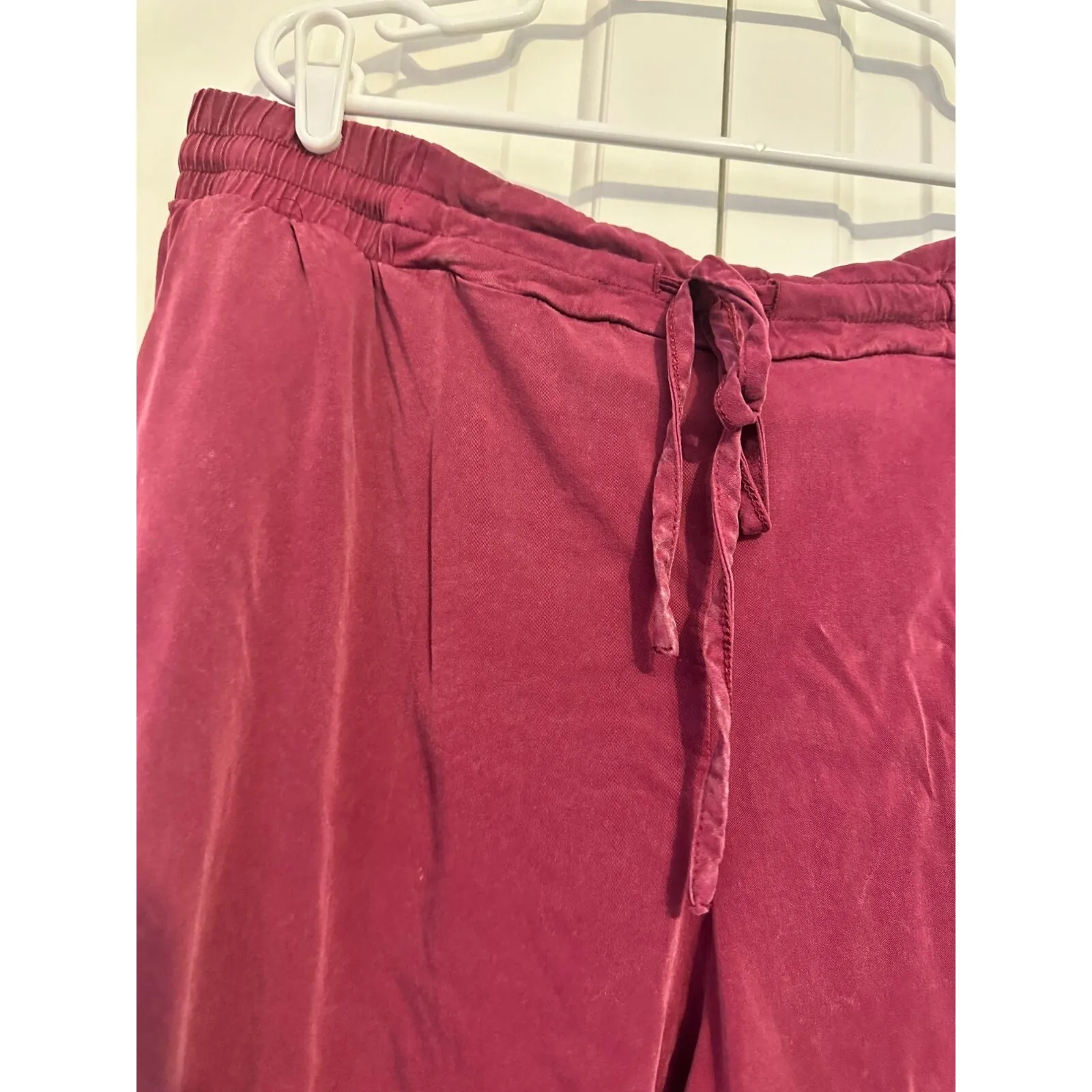 Torrid dark rose soft baggy joggers size 2‎ - Image 3