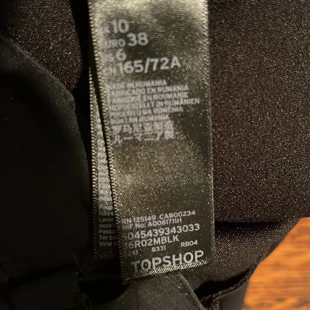 TOPSHOP Women's Black Lace-Up Wide Leg Crop Pants - Image 4