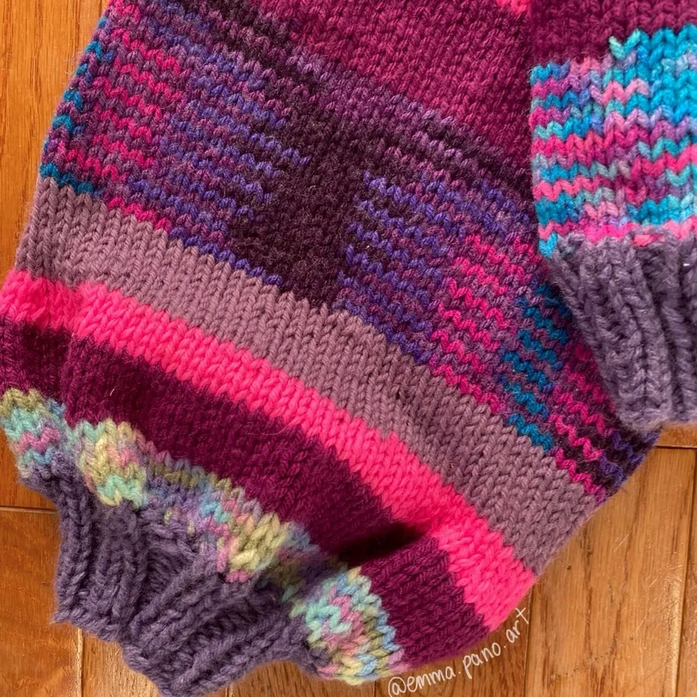 purple pink blue striped long sleeve knit cropped sweater Size M - Image 4