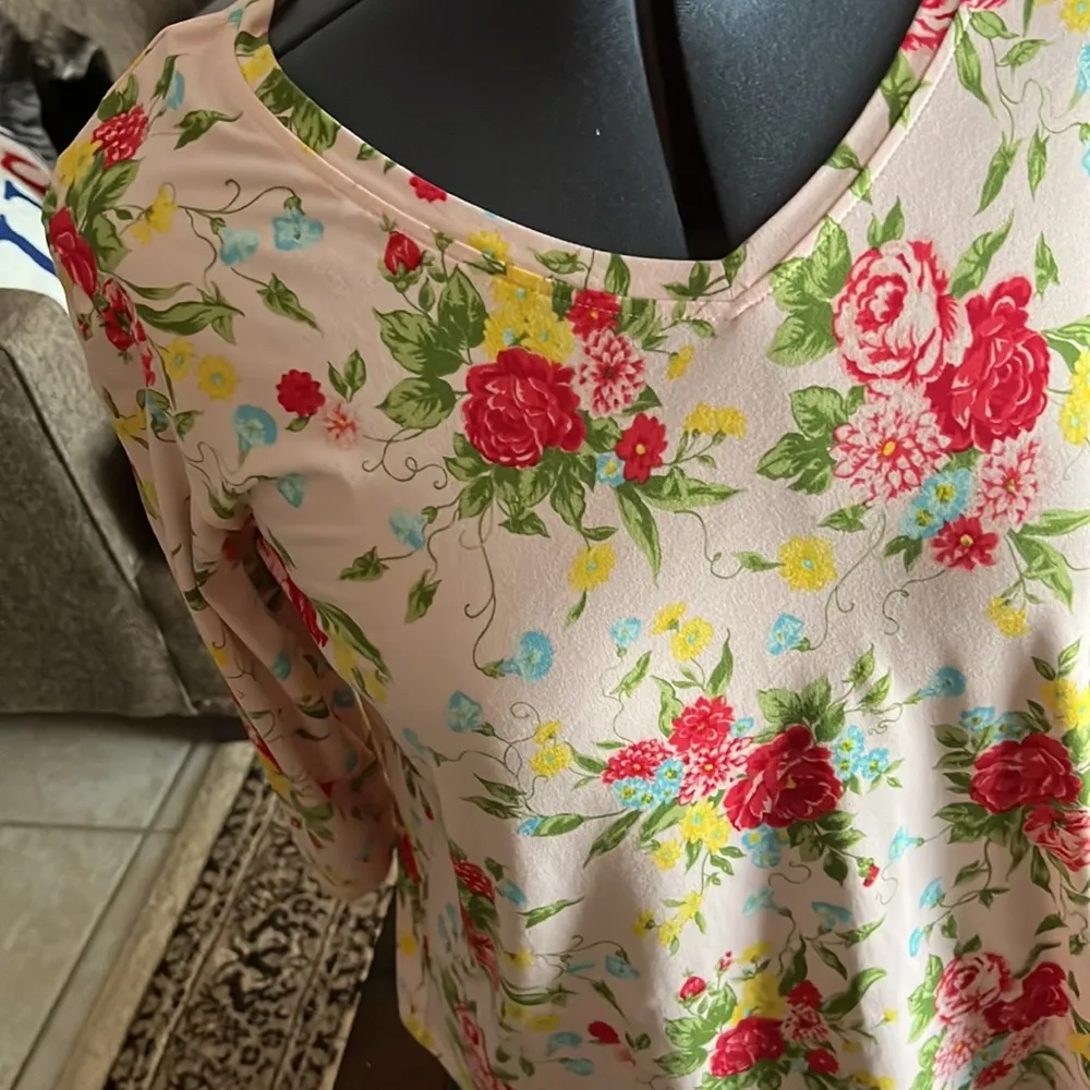 Ladies shirt Sz XL by The Pioneer Women Pink - Image 3