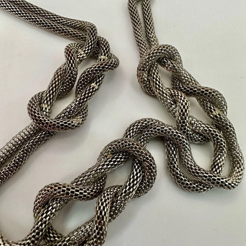 Silver tone long knotted mesh necklace - Image 8