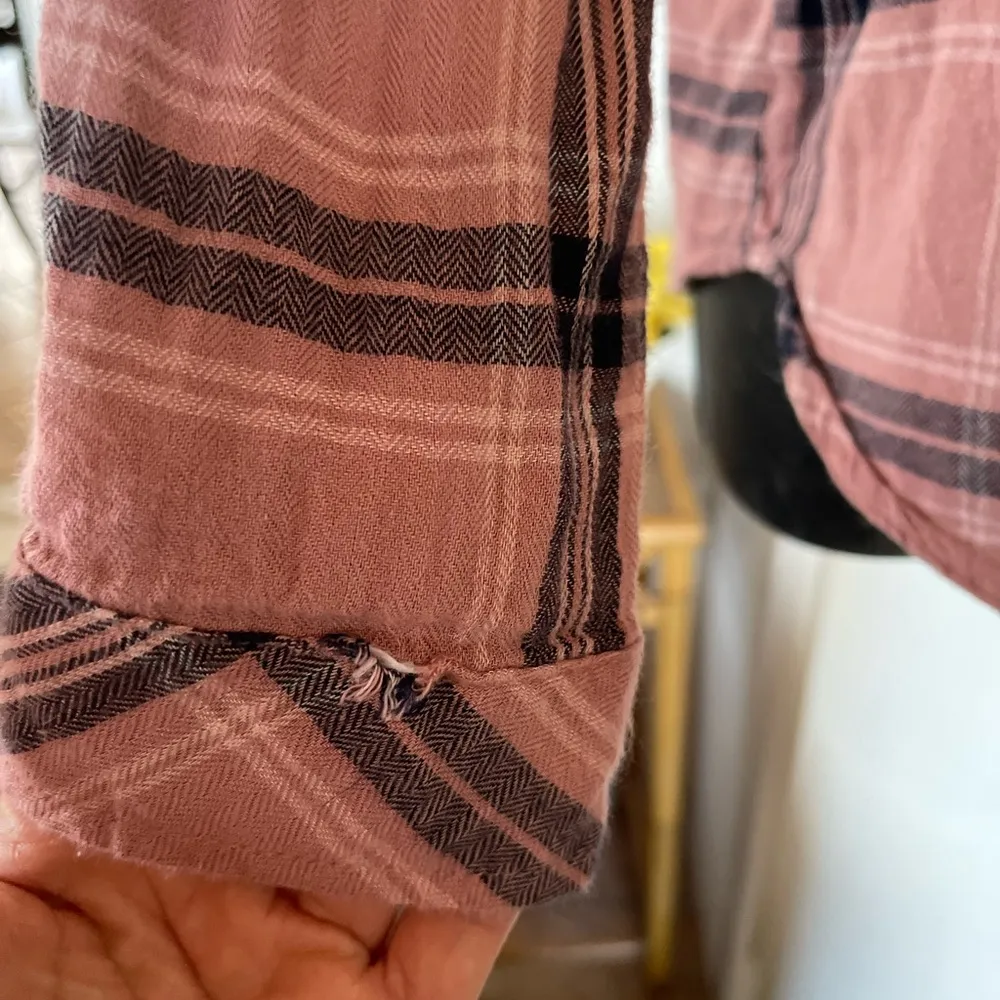 Ambiance Apparel Long Sleeve Button Down Shirts size M - Image 3