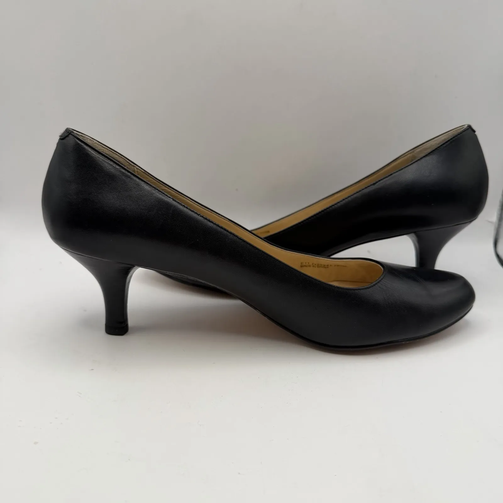 Cole Haan Womens Classic Pump Slim Heels Shoes Black Leather Slip On 10.5 - Image 7