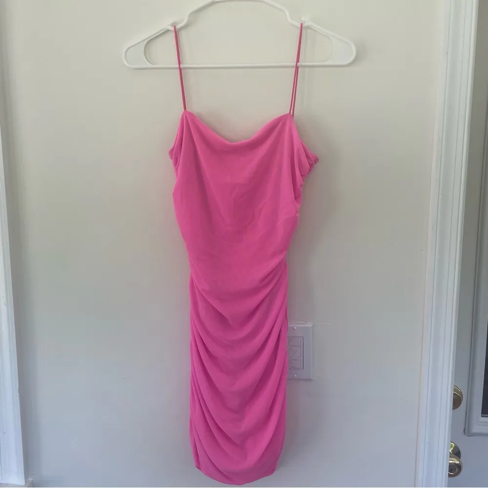 NWOT HOLLOWAY WISHES MINI DRESS PINK LOW IMPACT Size 6 - Image 7