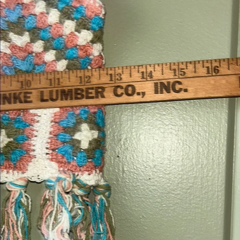 Band of Gypsies Cream Green Crocheted Fringe Crop Tank Top Women’s Size Medium - Image 8