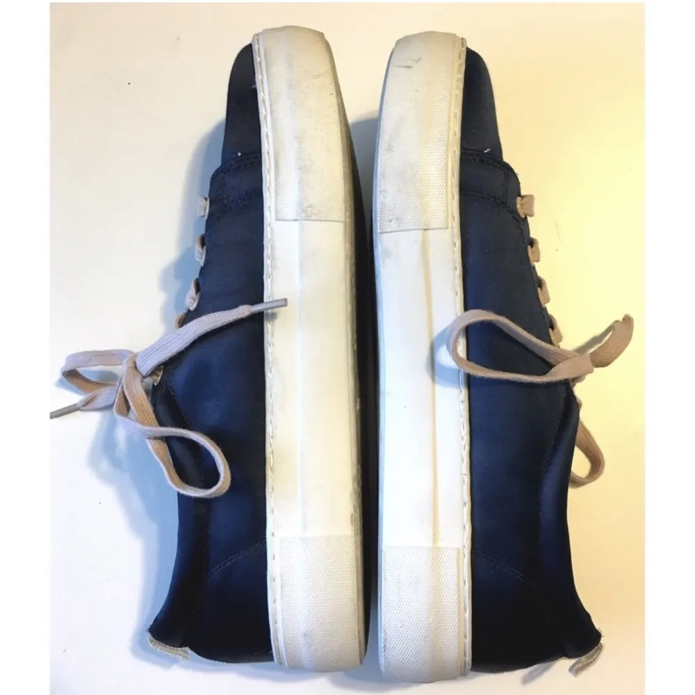 J/SLIDES Navy Blue Satin AMBERR Lace Up Fashion Sneakers Pink Laces size 8.5 - Image 5