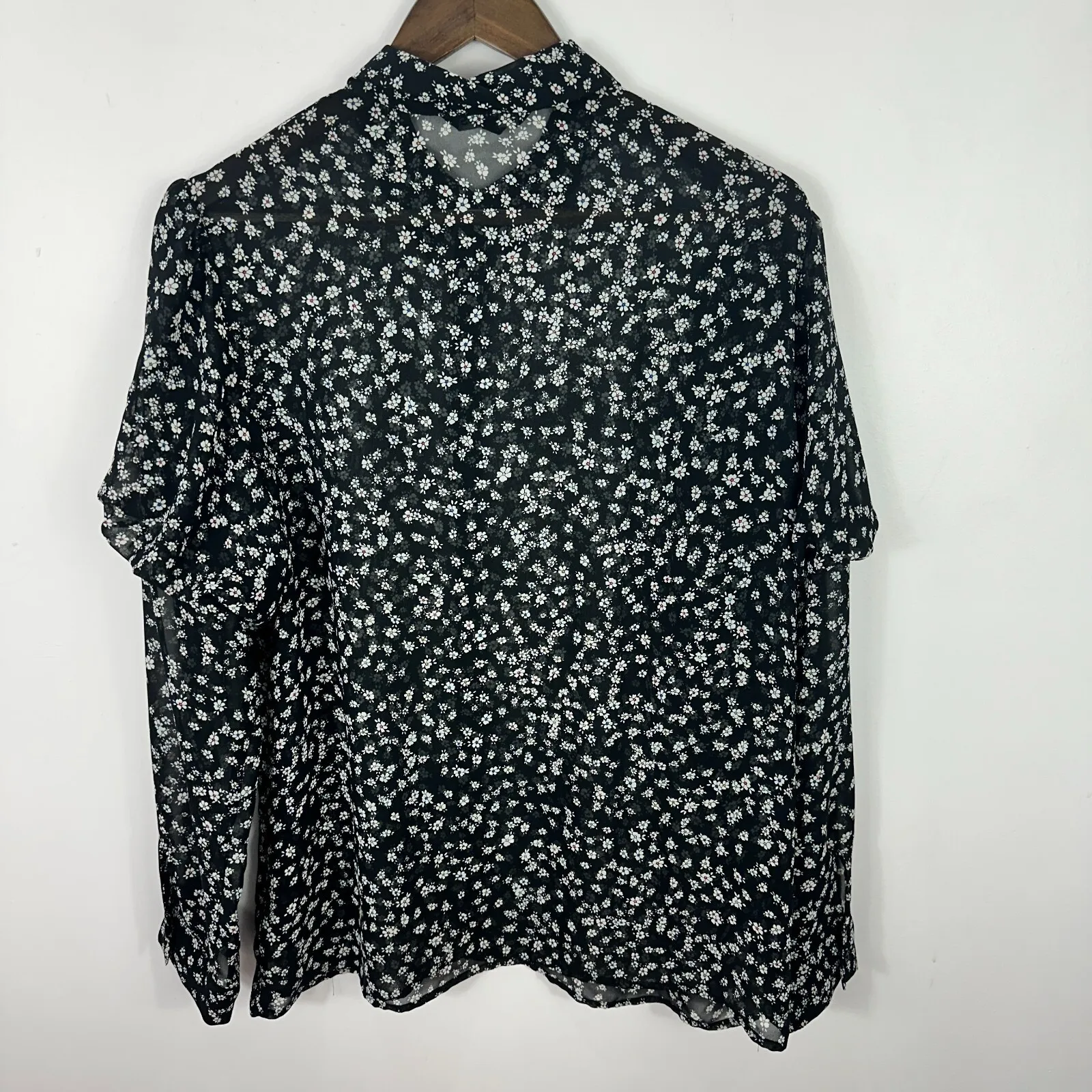 Express Blouse L Black Sheer Floral‎ Button Down Y2K Grunge Cottagecore Indie - Image 5