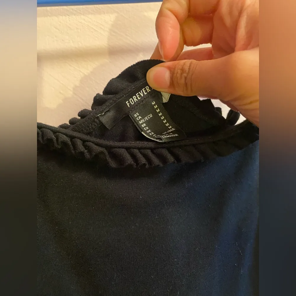 Forever 21 black mini dress - Image 2