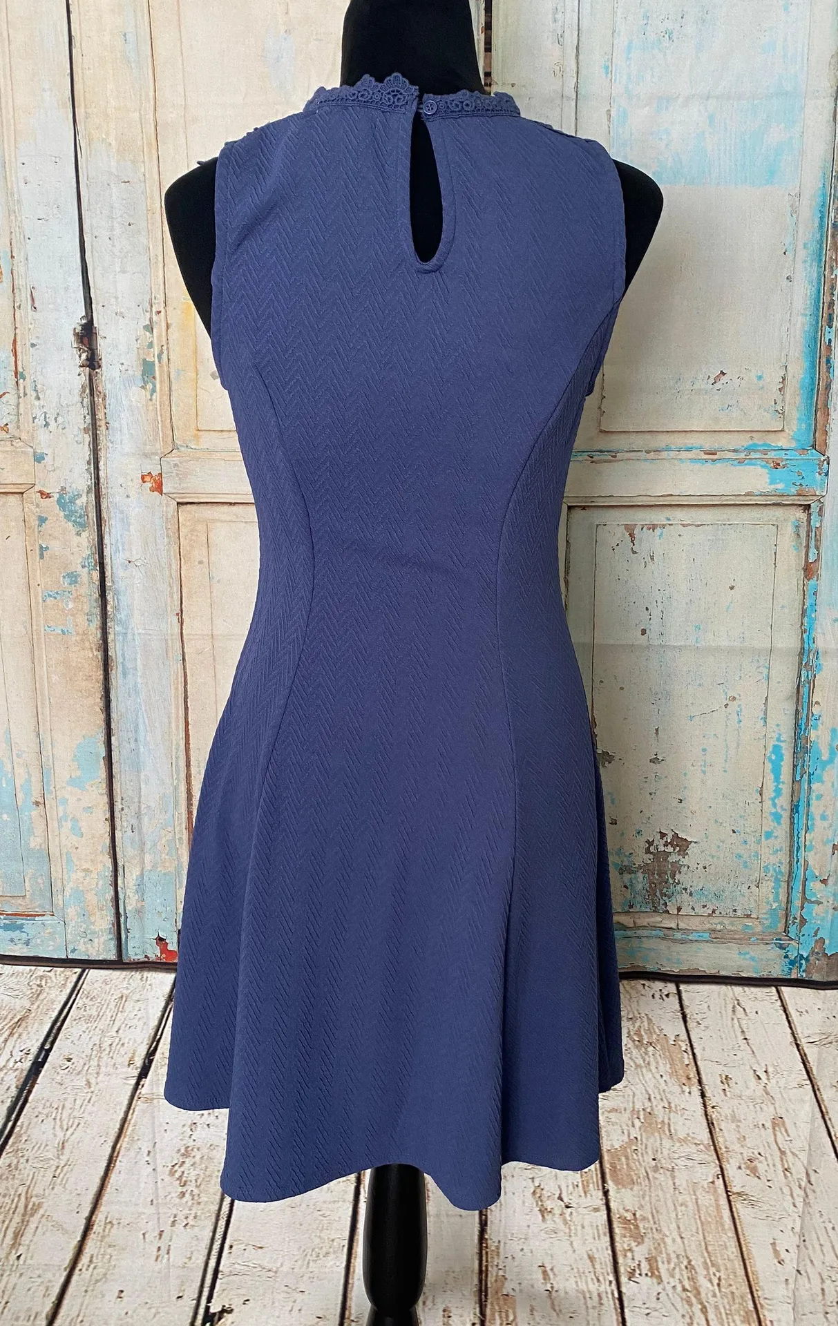 Women’s Blue Sleeveless Short Dress Sz Medium - Image 2
