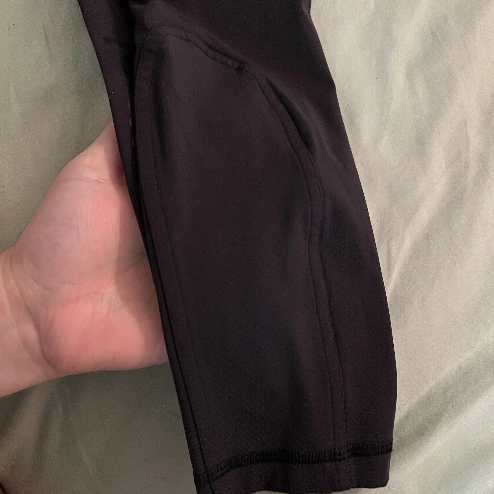 Lululemon Women's Rogue Renegade Super High Rise Tight 24" Inseam Solid Black 6 - Image 14