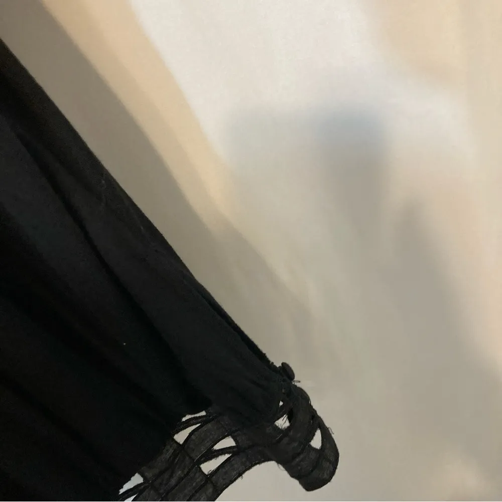 Bizz Black Cut Out Lace Scalloped Edge Draped Flutter Short Sleeve Blouse Top Size L - Image 7