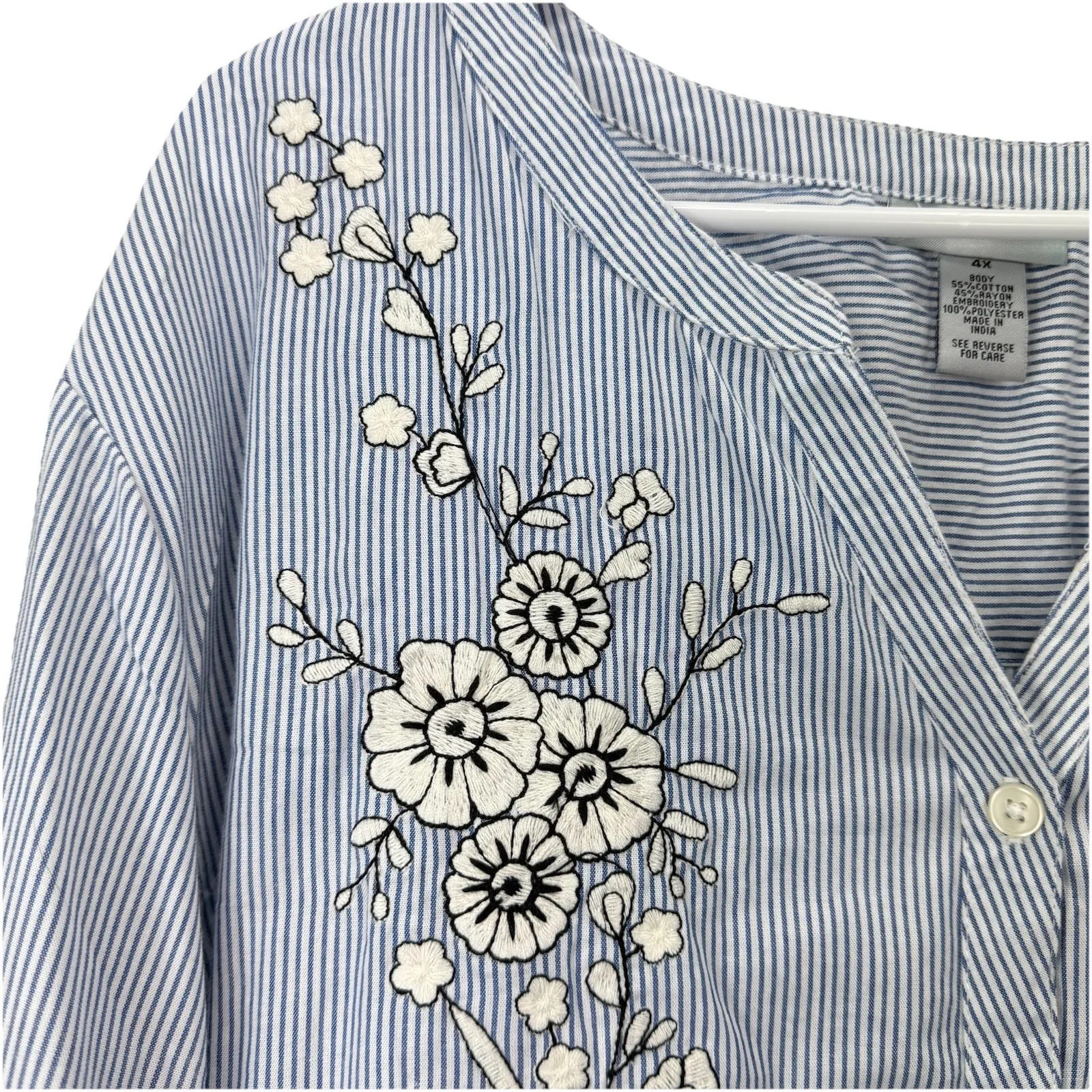 NWT Catherines Blue Stripe Floral Embroidered Button Up V Neck Top Size 4X - Image 4