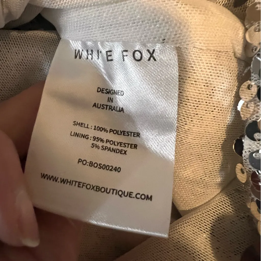 White Fox Silver Sequin Mini Skirt - Image 7