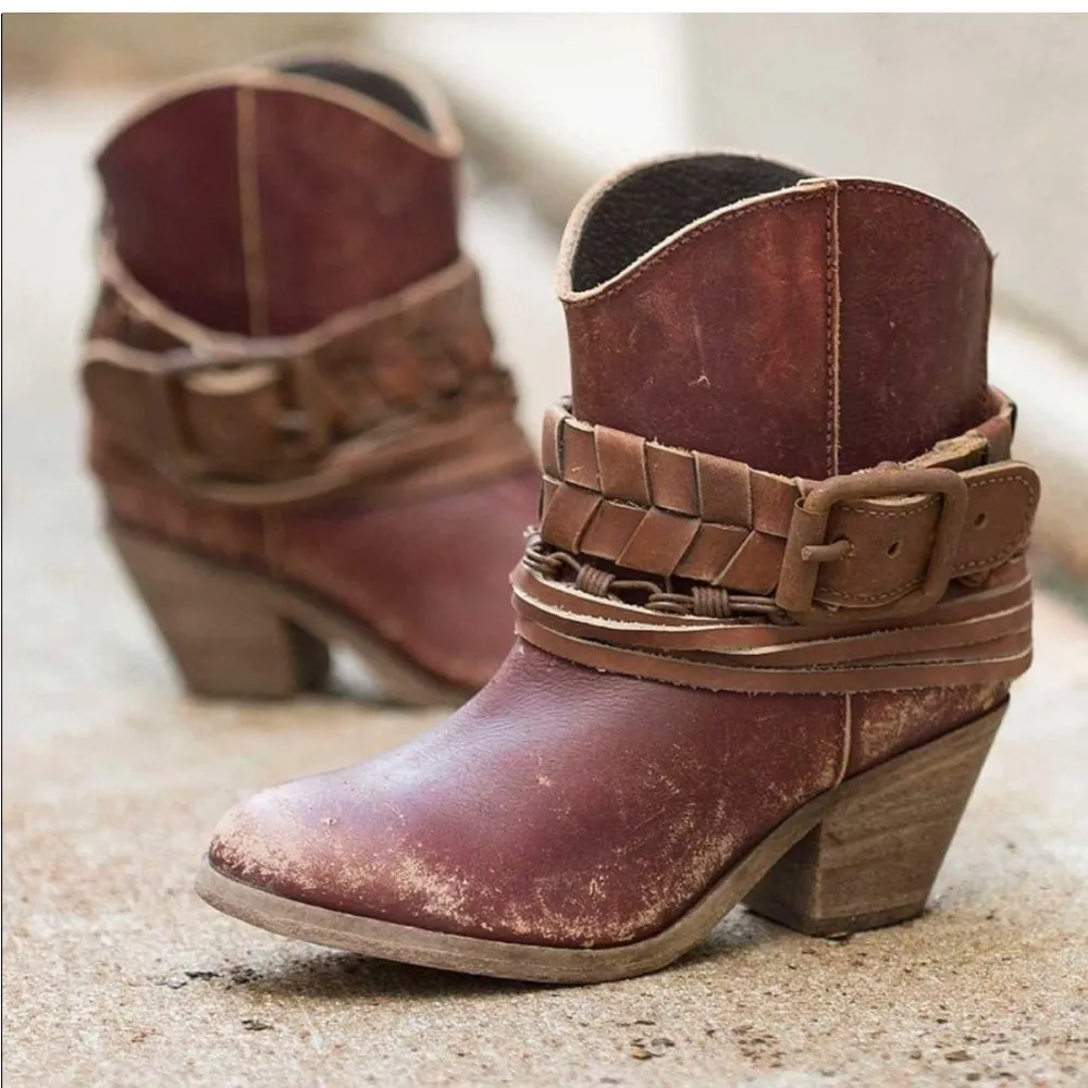 Indie spirit by Corral boots wine rosebud distressed western ankle boots Sz 7.5 - Image 9