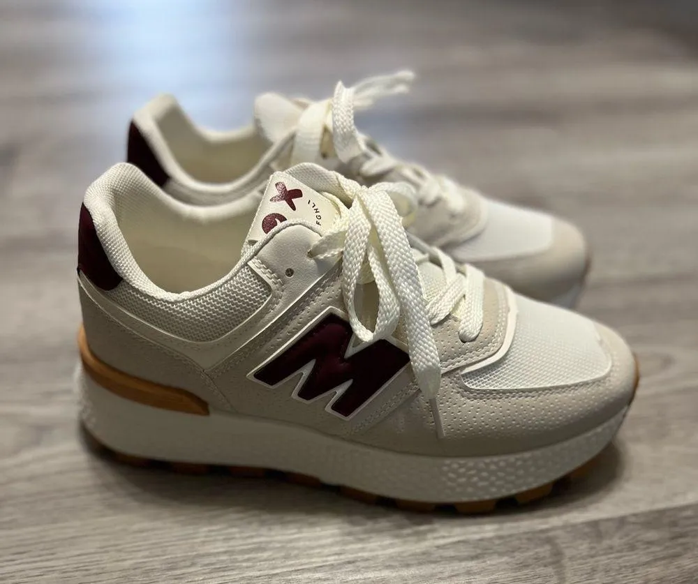 Brand new women’s sneakers Size 7.5 - Image 2