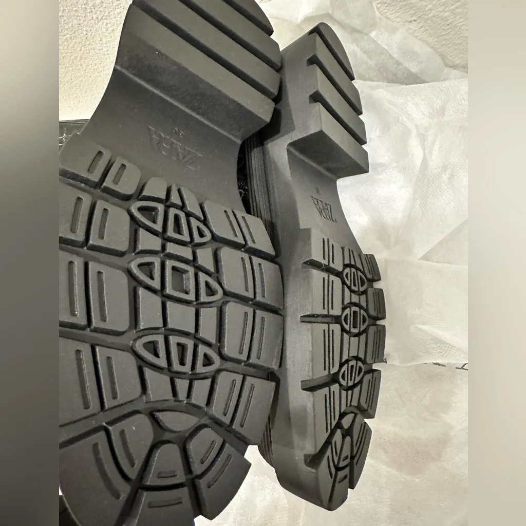 Zara Black Crocodile-Pattern Lace-Up Boots NWT - Image 9