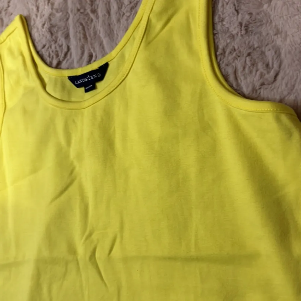 Lands’ End tank in size M 10-12 - Image 3