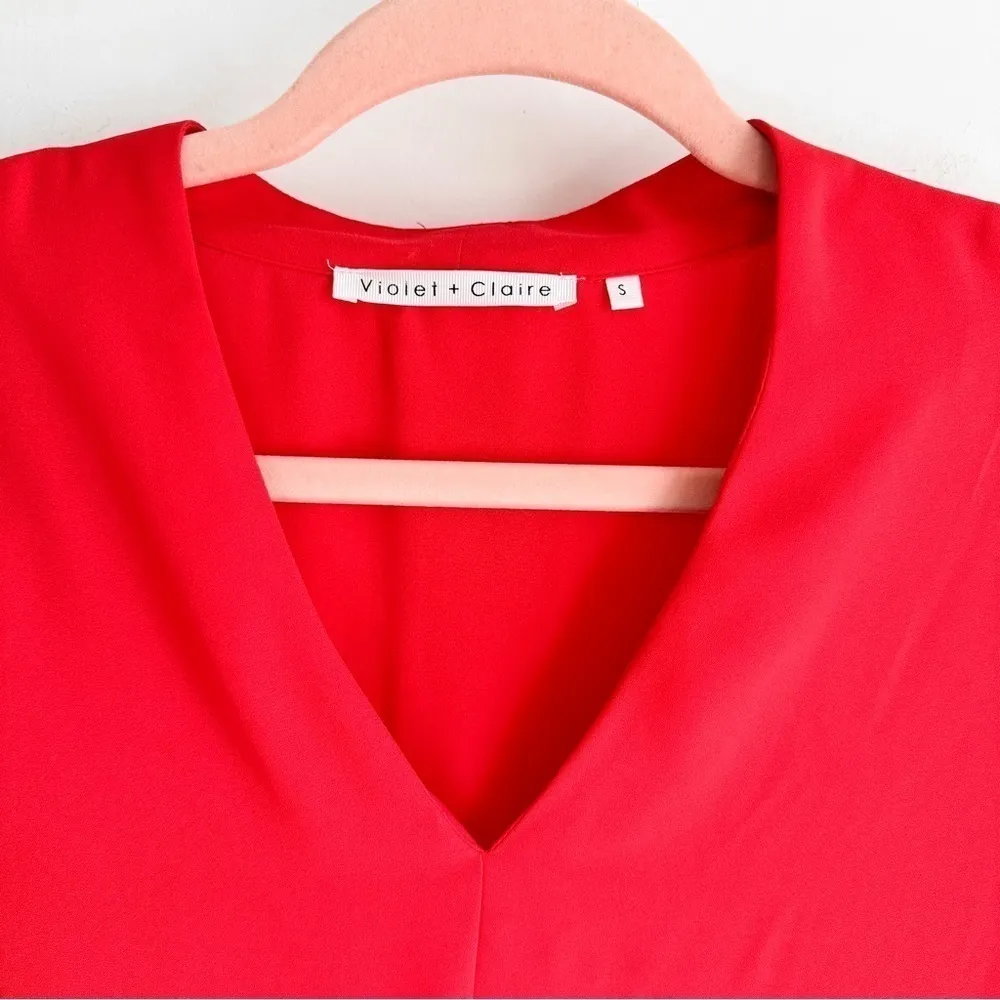 Violet + Claire Red Chiffon Blouson Flowy V neck Poplin Blouse Top sz Small - Image 2