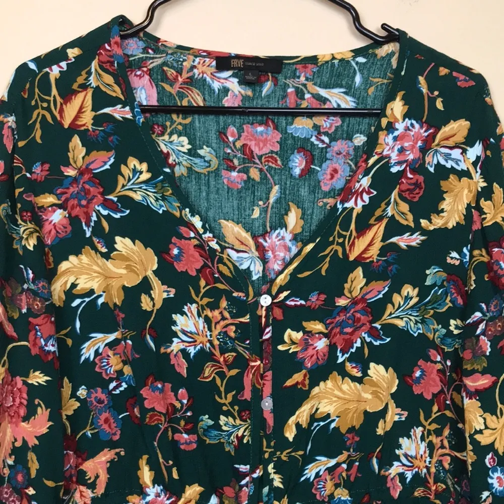 Frye Women’s Boho Floral Multi-Color Defined Waist Button-Up Long Sleeve Blouse - Image 2