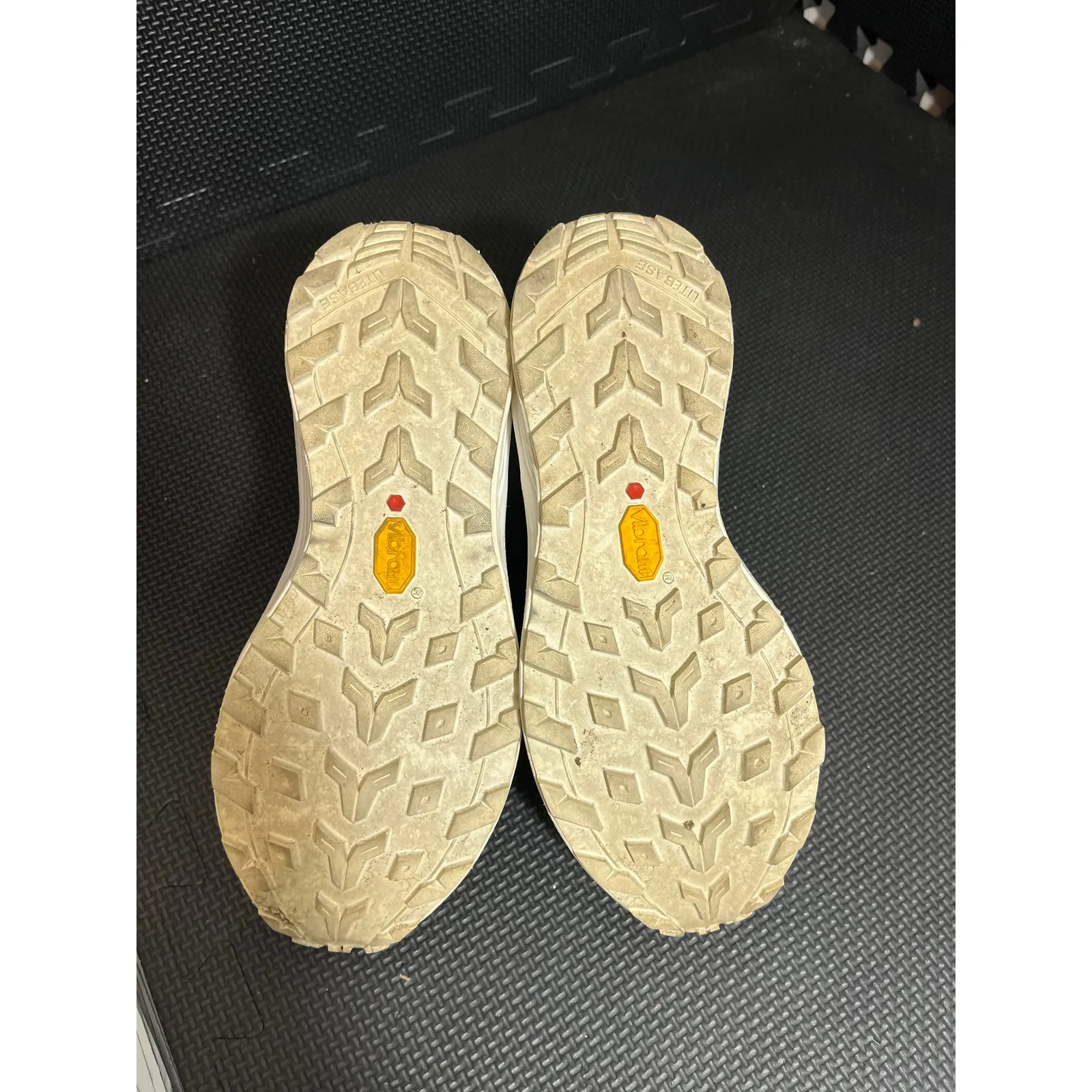 Kailas fuga white nasa vibram trail running shoes youth 5 womens 6.5‎ sneakers - Image 4