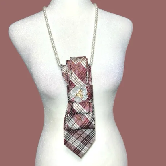 “Dainty Dapper”burgundy plaid necktie necklace with floral brooch Red - Image 3