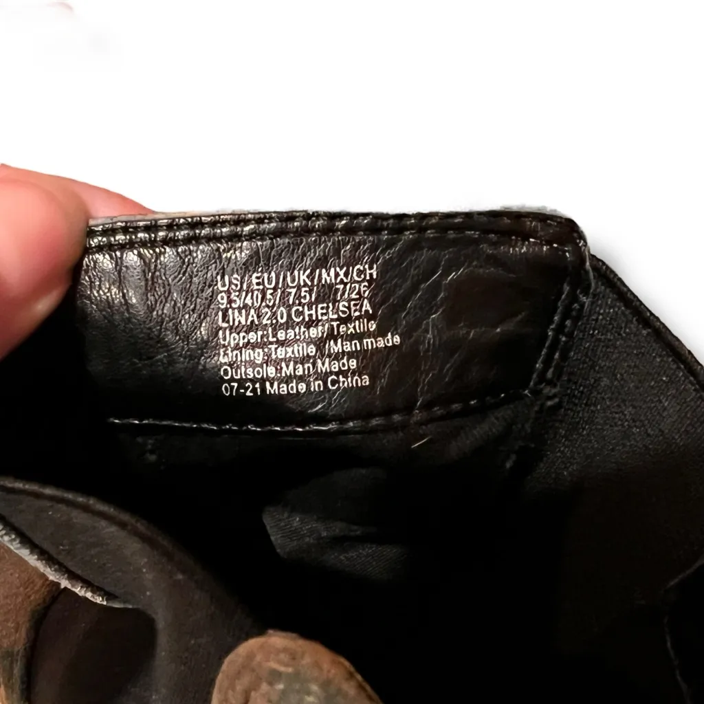 Women's Kenneth Cole New York Levon Chelsea Boots Size 9.5 Green Camo Grunge - Image 8