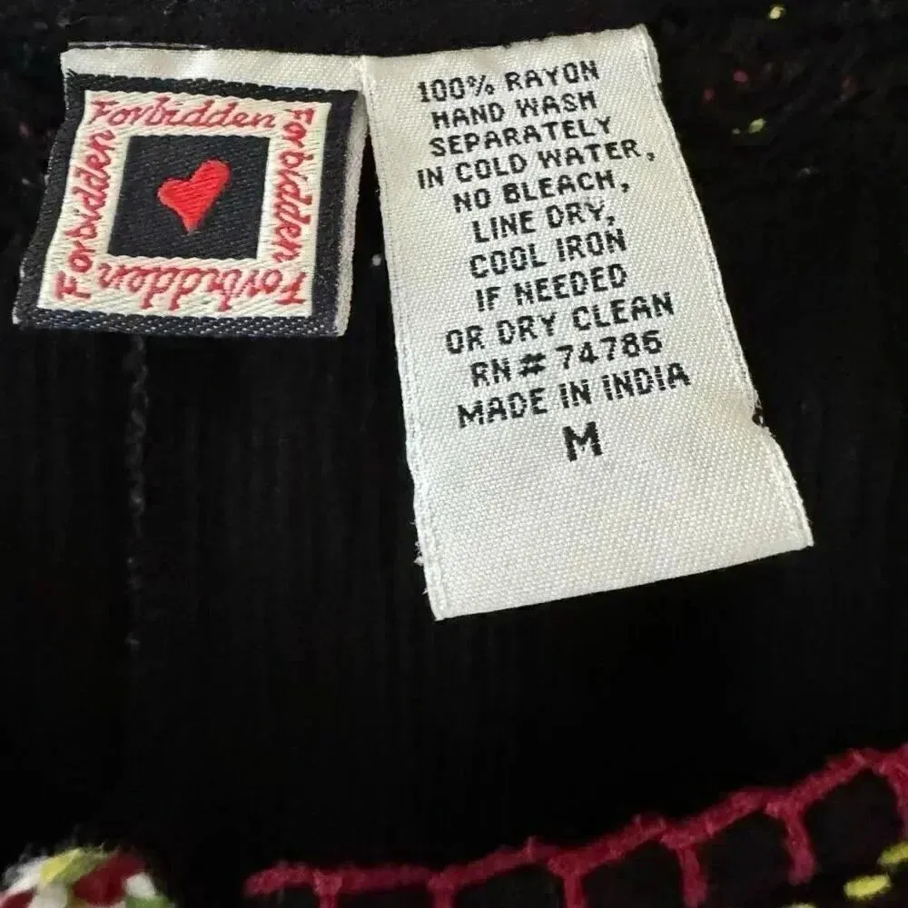 Forbidden Black Embroidered Floral Western Short Sleeves Bohemian Top SZ M #2218 Size M - Image 6