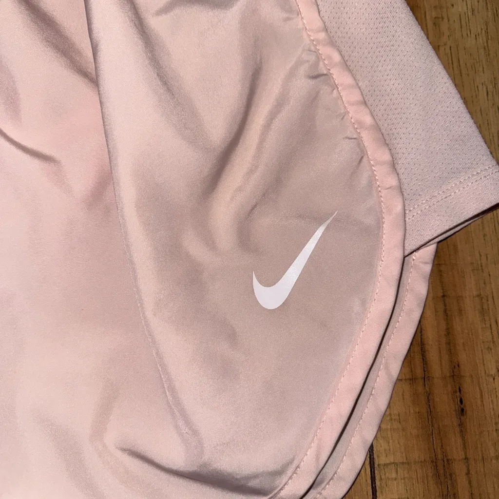 Nike Light peach  shorts - Image 2