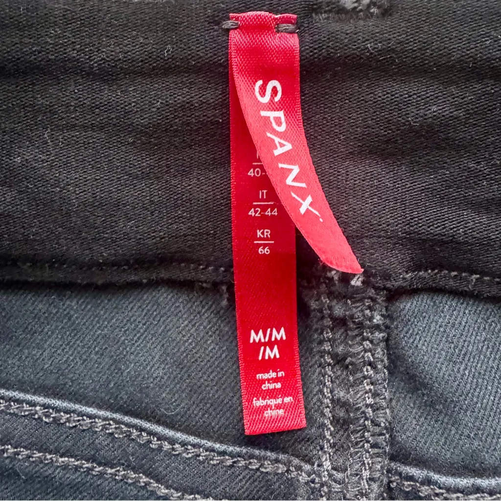 Spanx Stretch Twill Cargo Ankle Charcoal Pants Size Medium - Image 10