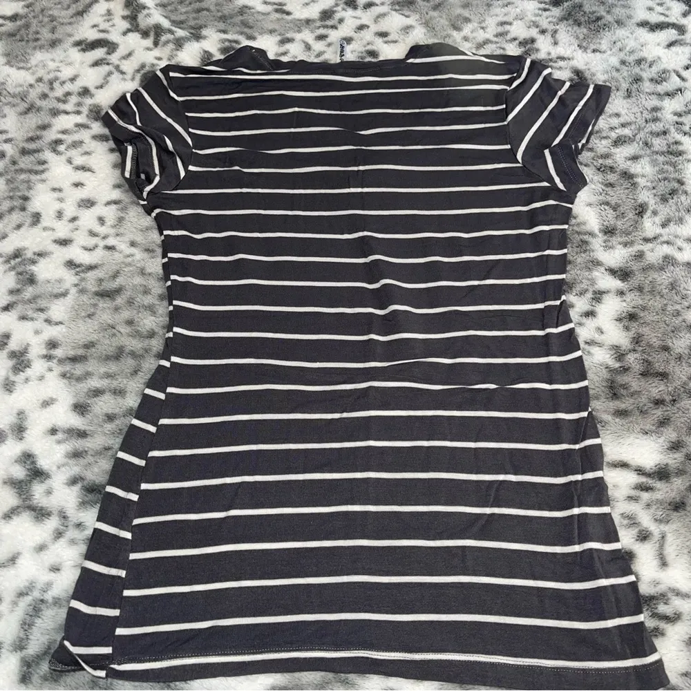 Splash Striped T-shirt - Image 8