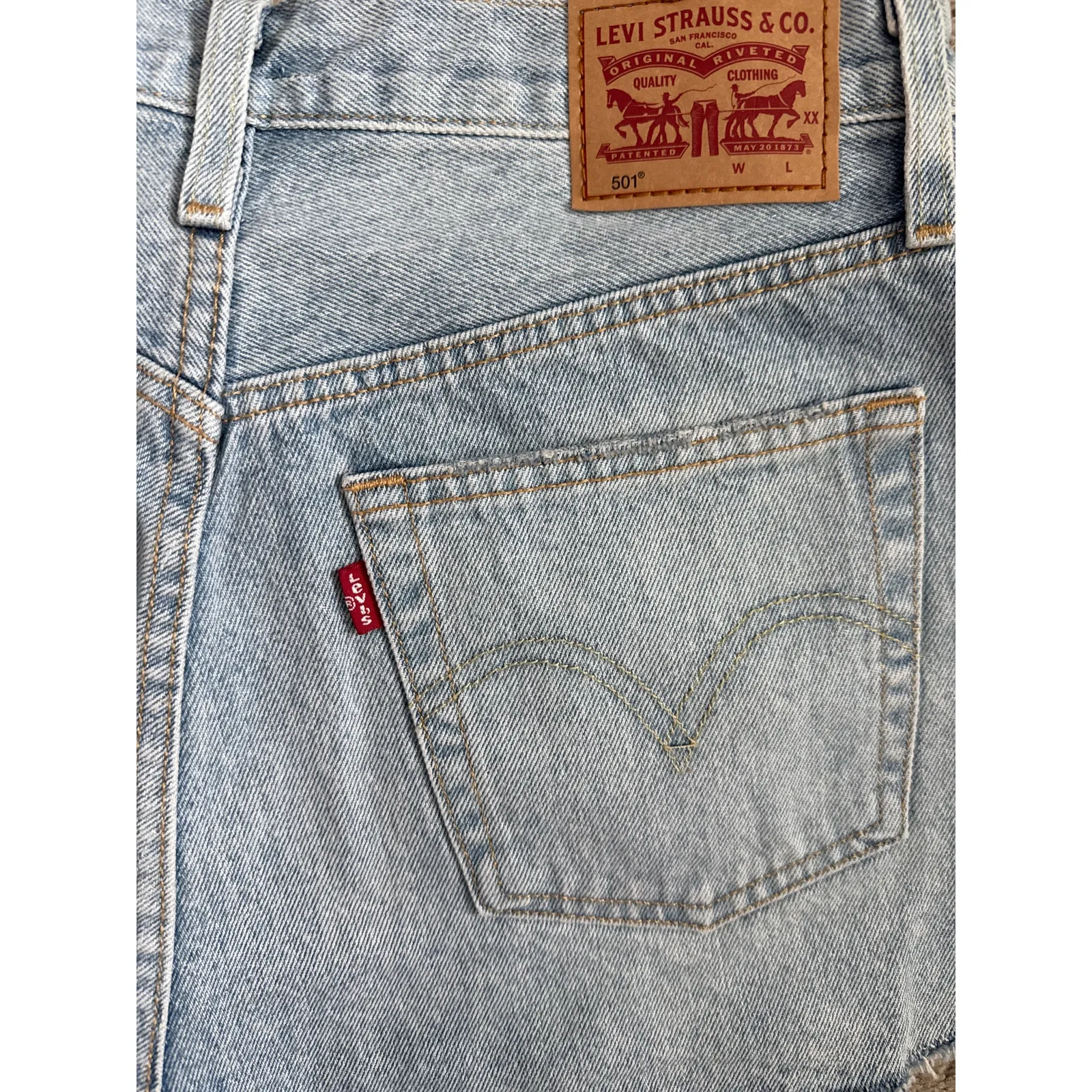 Levi's  501‎ Light Wash Micro Vibes Shorts Size 29 - Image 9