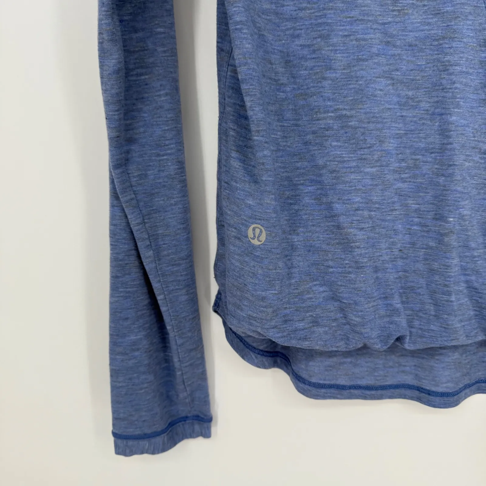 Lululemon Blue Heathered Long Sleeve Top Open Back Athletic Yoga Size 4 - Image 4