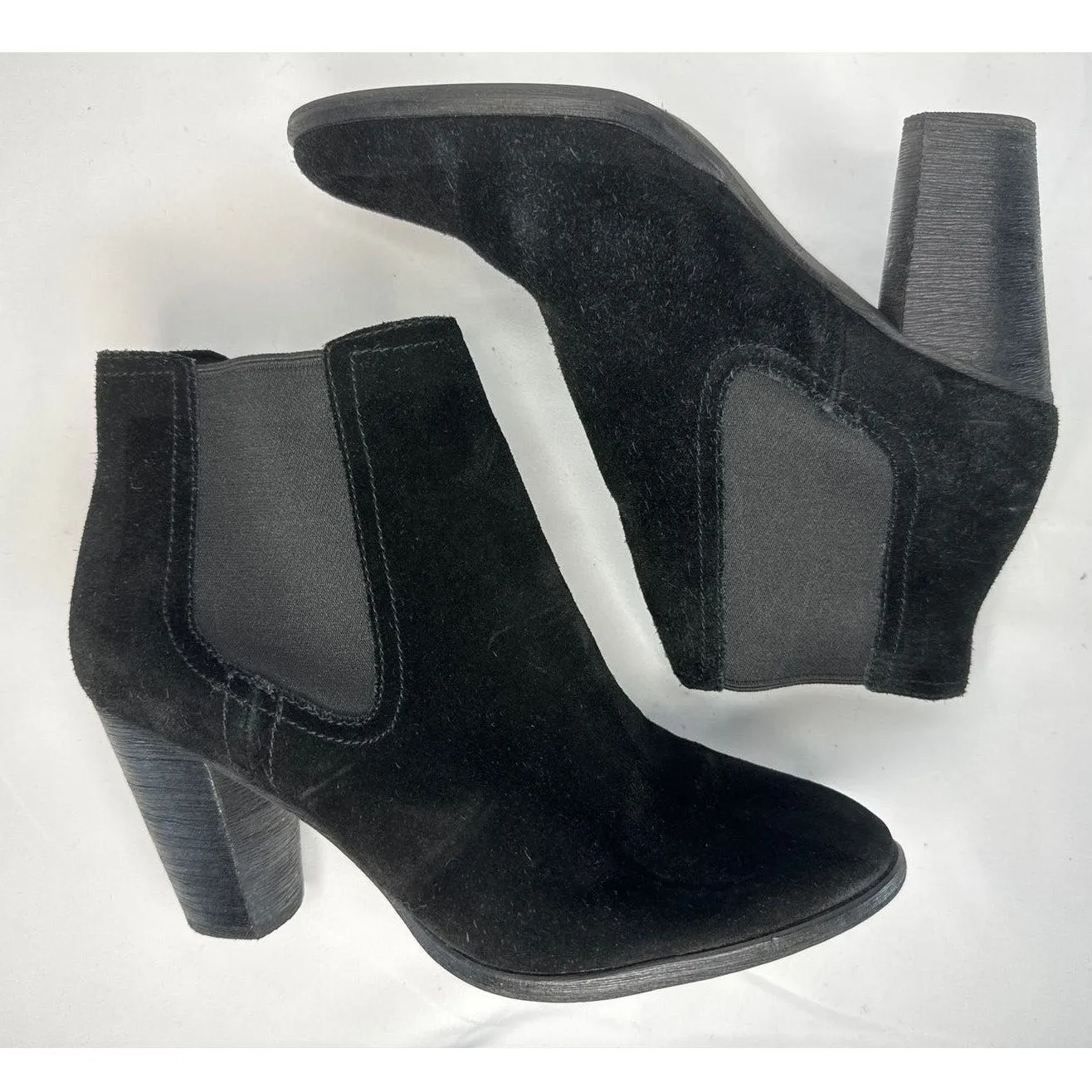 Signature by Cole Hann black Suede heeled booties size 7.5 - Image 4