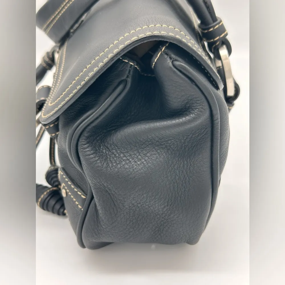 BALLY BLACK LEATHER FRONT RING DETAIL SHOULDER BAG - Image 4