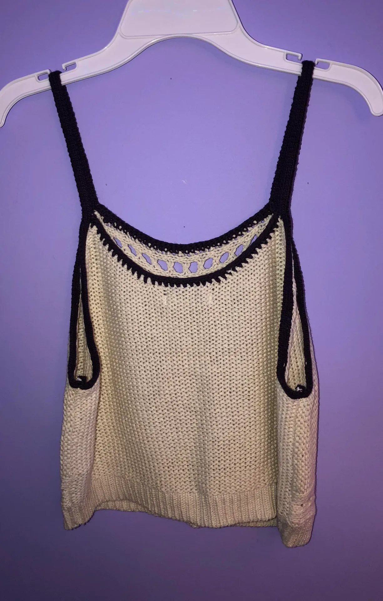 American Eagle Outfitters Crop Top - Image 2