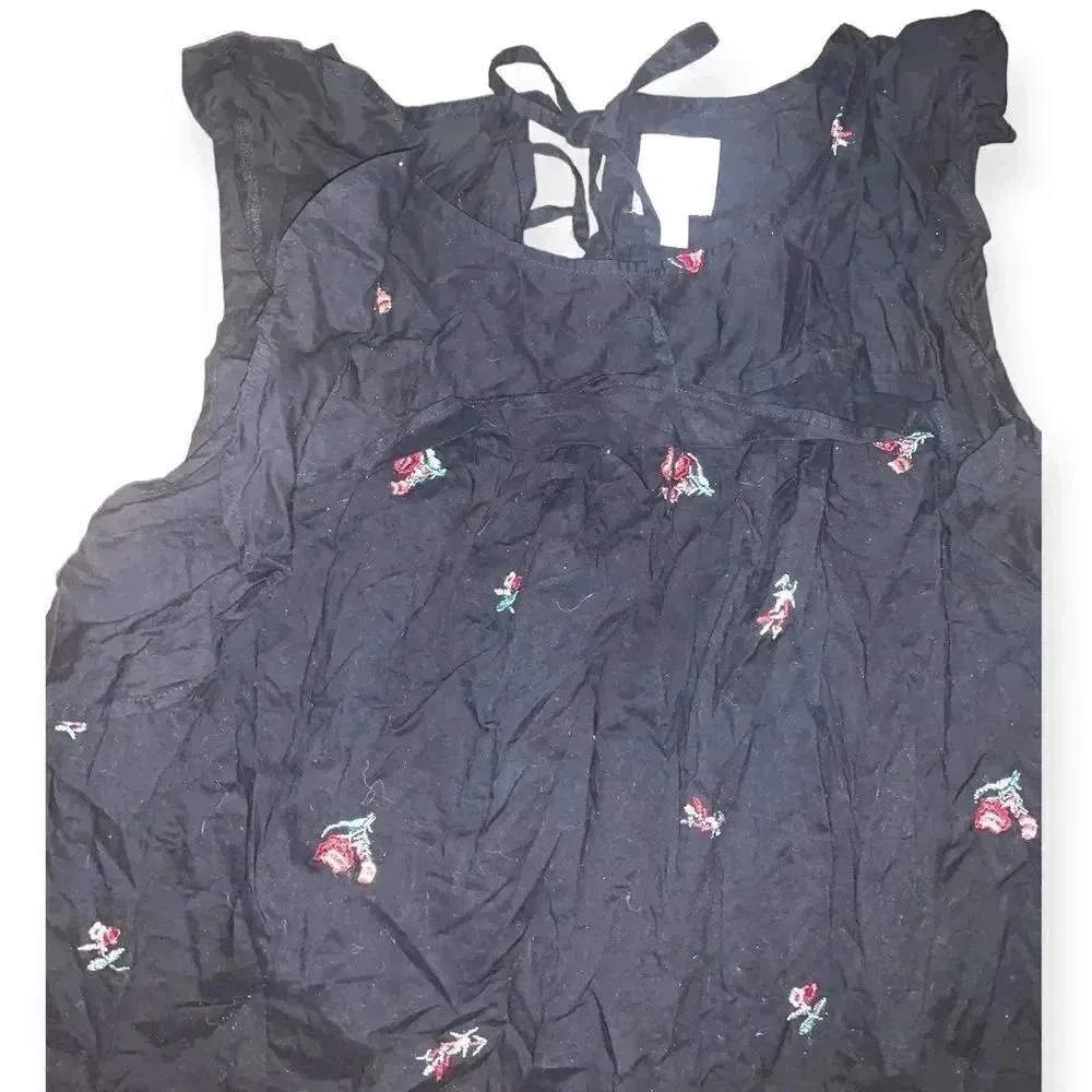 LC Lauren Conrad embroidered rose ruffled baby doll blouse - Image 4