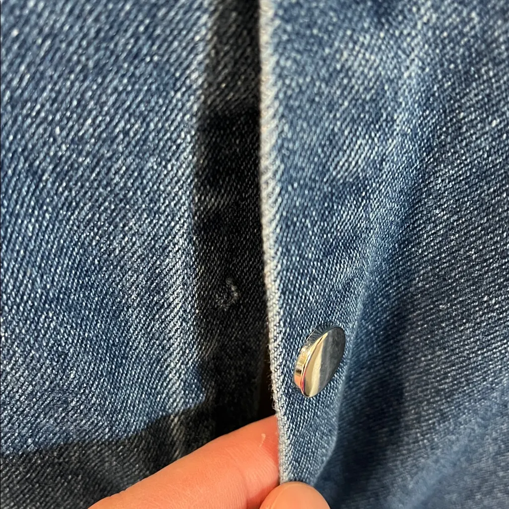 Haute Monde  jumpsuit Size L BUTTON busted on front - Image 2