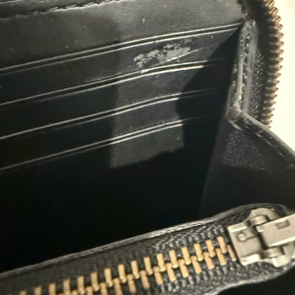 COACH Accordion Zip Black Pebble Leather Snake Embossed Wallet - Image 6