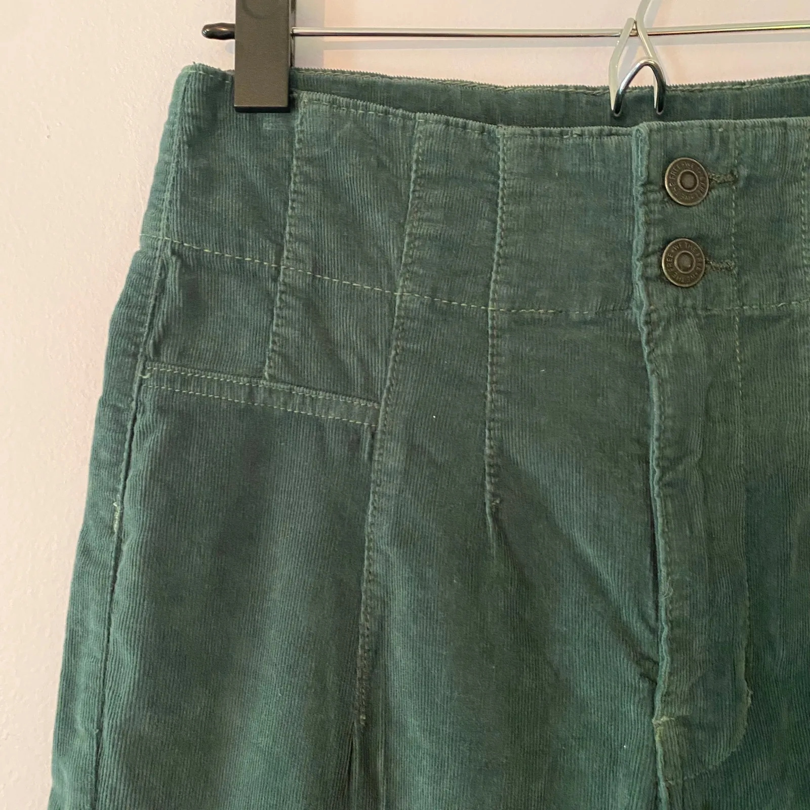 We The Free Green Corduroy Jayde High Waisted Flare Pants Boho Women's size 28 - Image 4