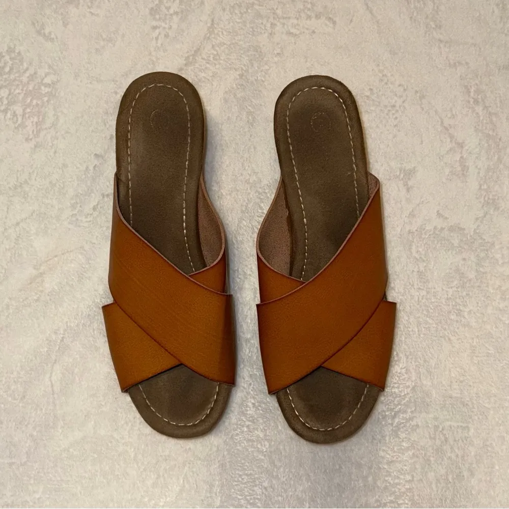 Cato size 11 mod style light brown chunky heels - Image 3