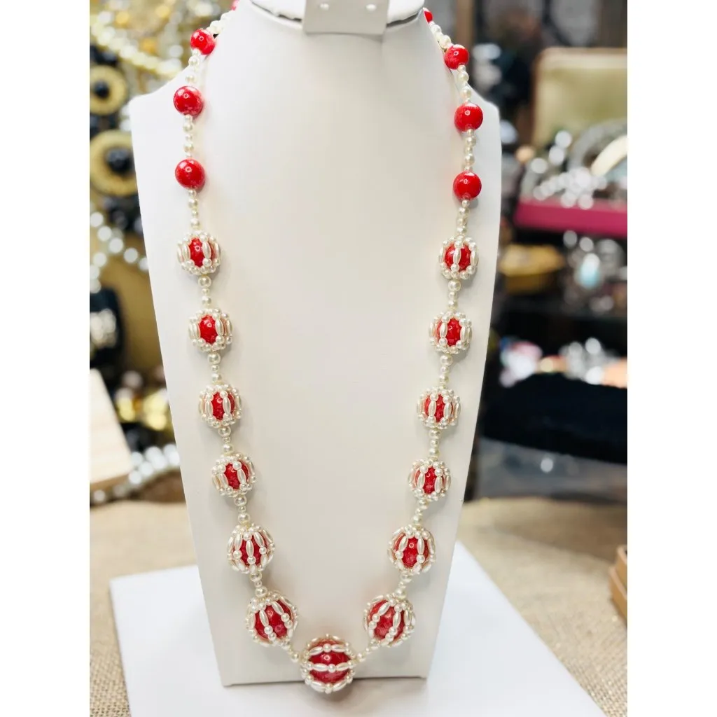 Vintage Handcrafted Red & White Faux Pearl Beaded Necklace 30 Inches - Image 7
