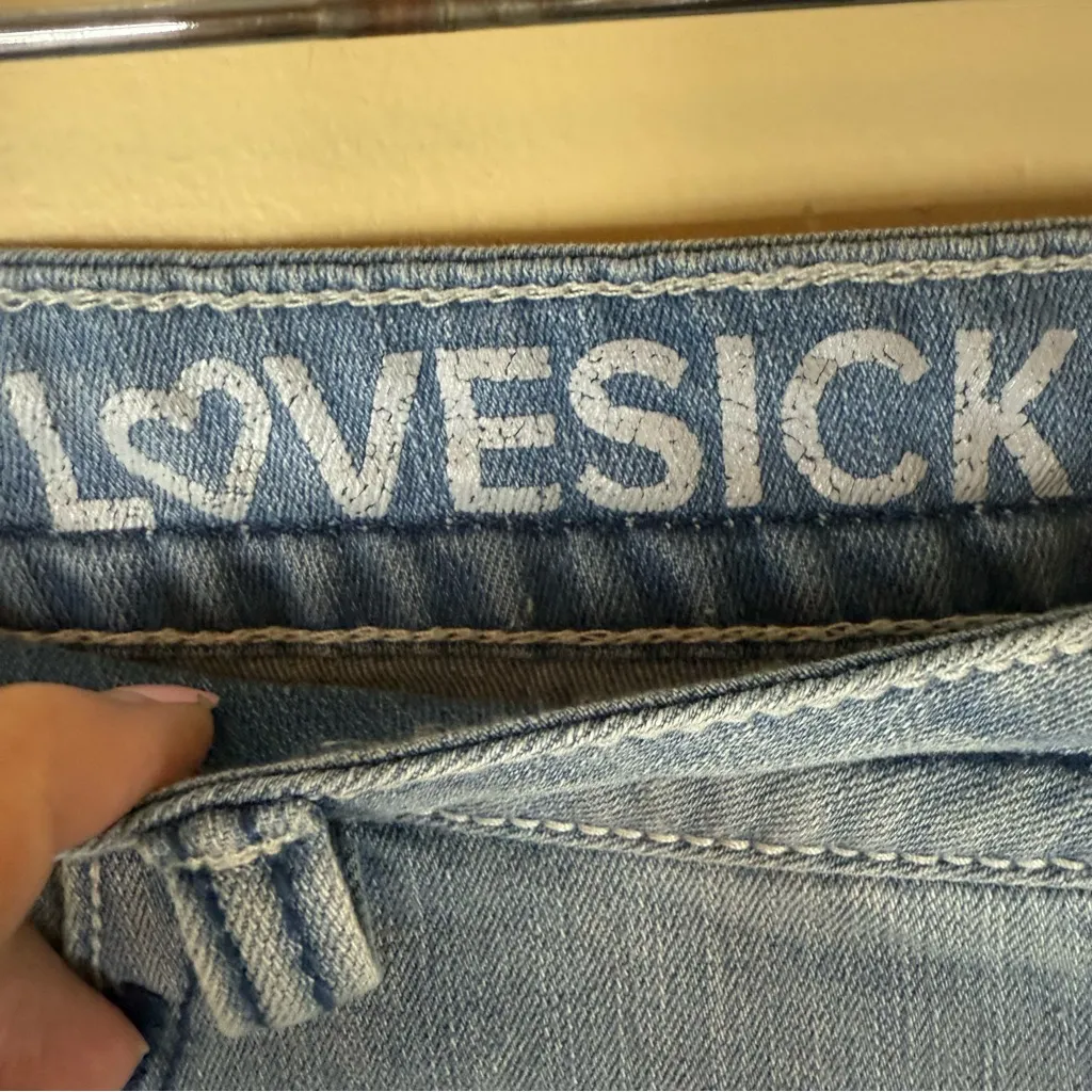 Lovesick Embroidered South Western Distressed Junior Denim Shorts Size 20 Boho Blue - Image 3