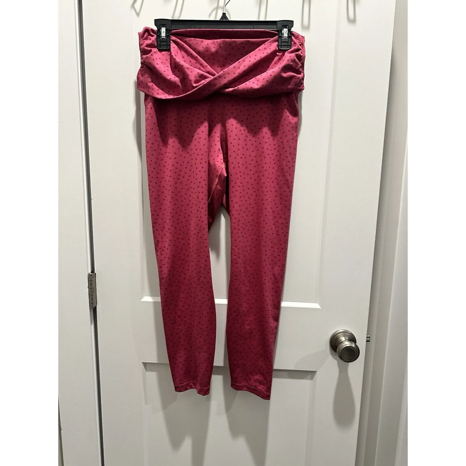 Nike Yoga Dri-Fit Womens Pink Polka Dot Leggings Size L Twisted Flap Waist Box C - Image 3