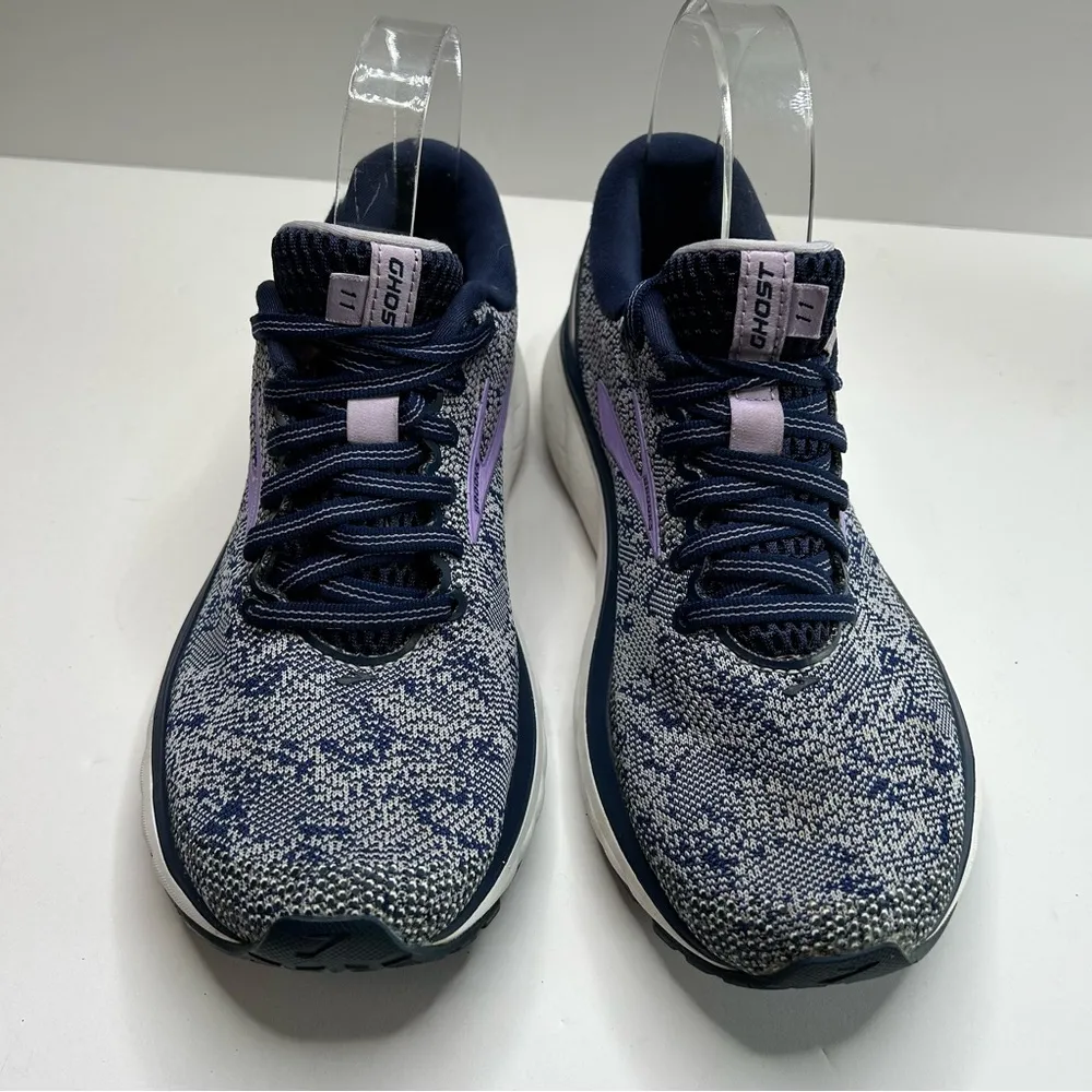 Brooks Blue lavender purple and White Sneakers shoes ghost 11 size 7 - Image 4