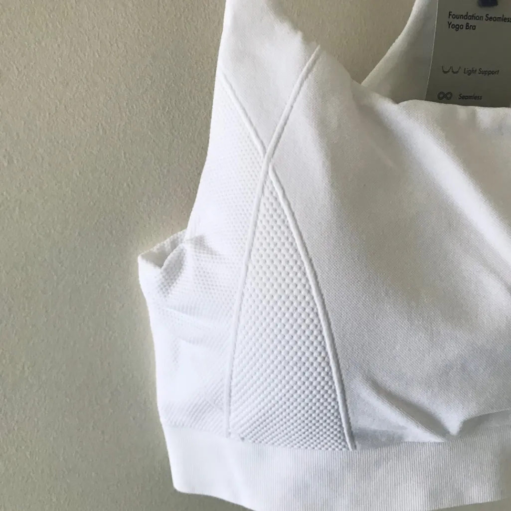 Womens Foundation Seamless Padded Yoga Bra, NWT, Size Large - Image 8